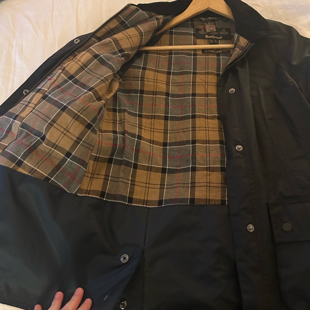 Barbour Navy Waxed Jacket - Picture 4 of 6